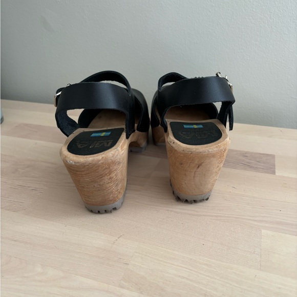 MIA "Sofia" Clog Platform Sandal Black Leather with Wood Heel - Picture 10 of 14